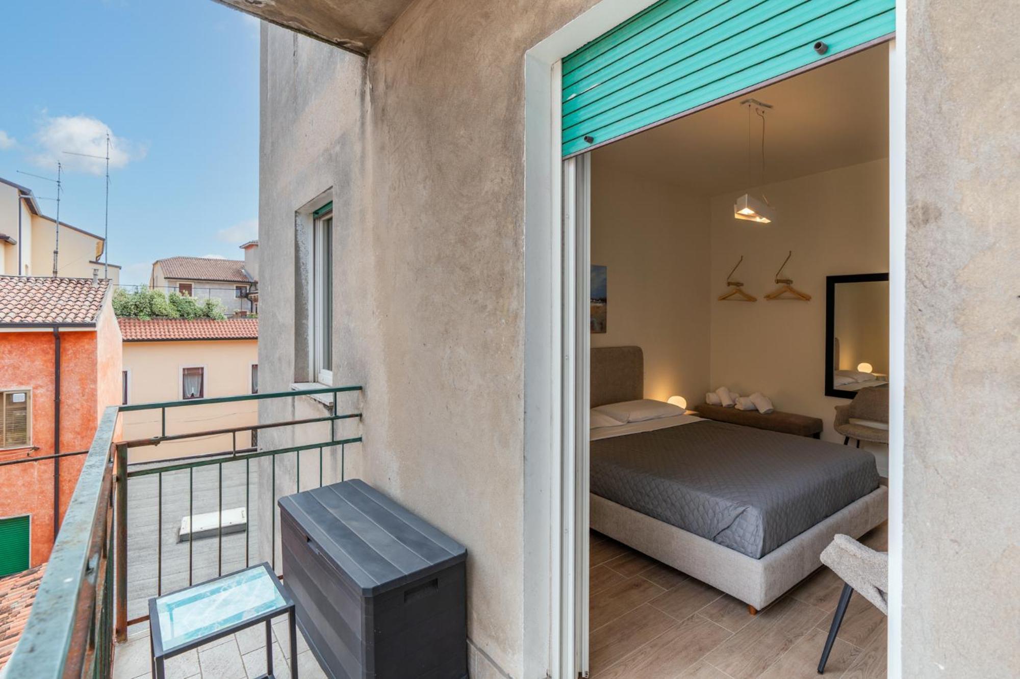 Domus Verona - Ampia Residenza Filippini A Pochi Passi Dall'Arena Room photo